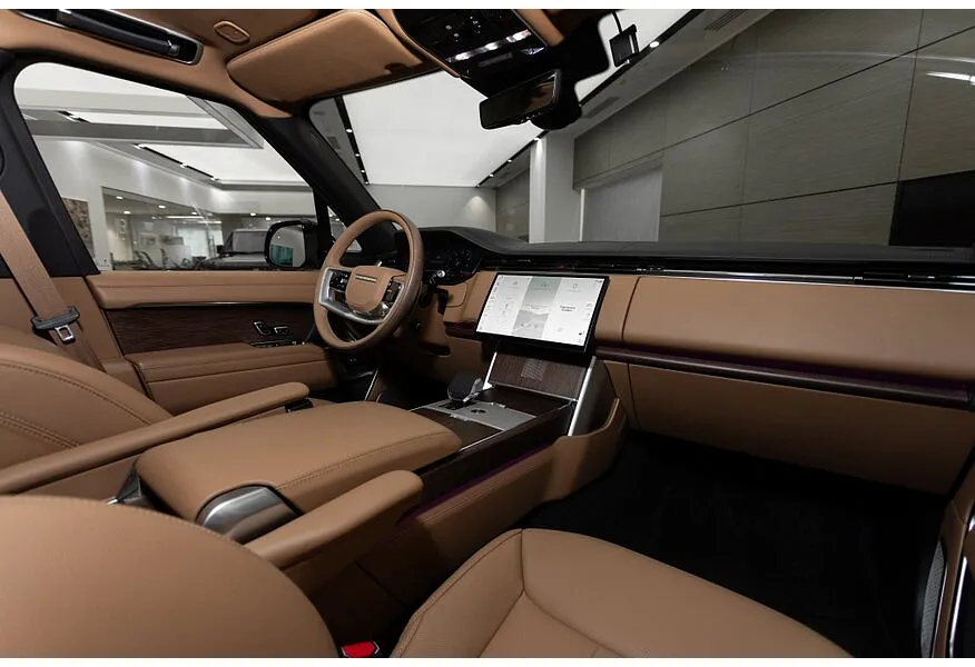 Land Rover Range Rover 4.4 P530 V8 LWB AT AWD (530 л.с.) Autobiography Черный в АВИЛОН. Слайд №15