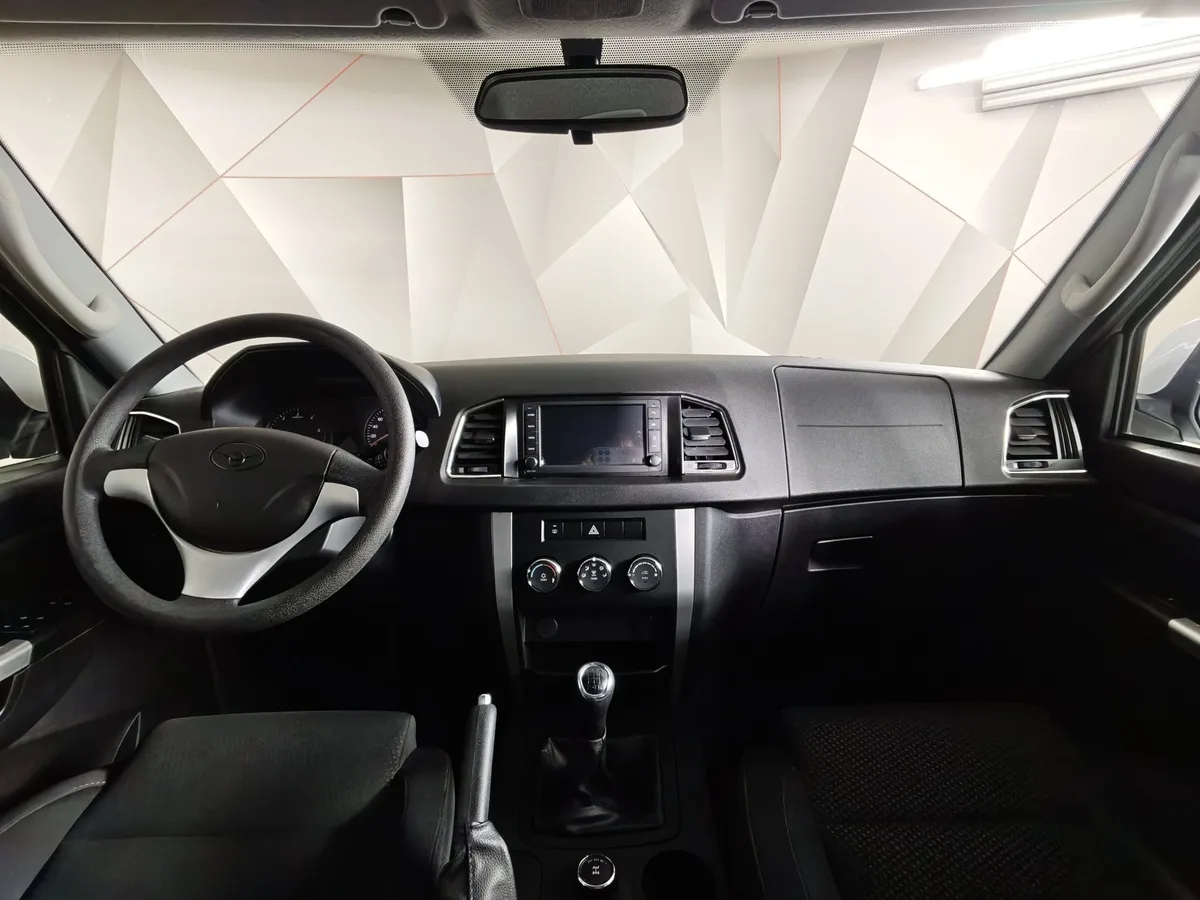 УАЗ Patriot 2.7 MT 4WD (150 л.с.) Максимум Белый в АВИЛОН. Слайд №14