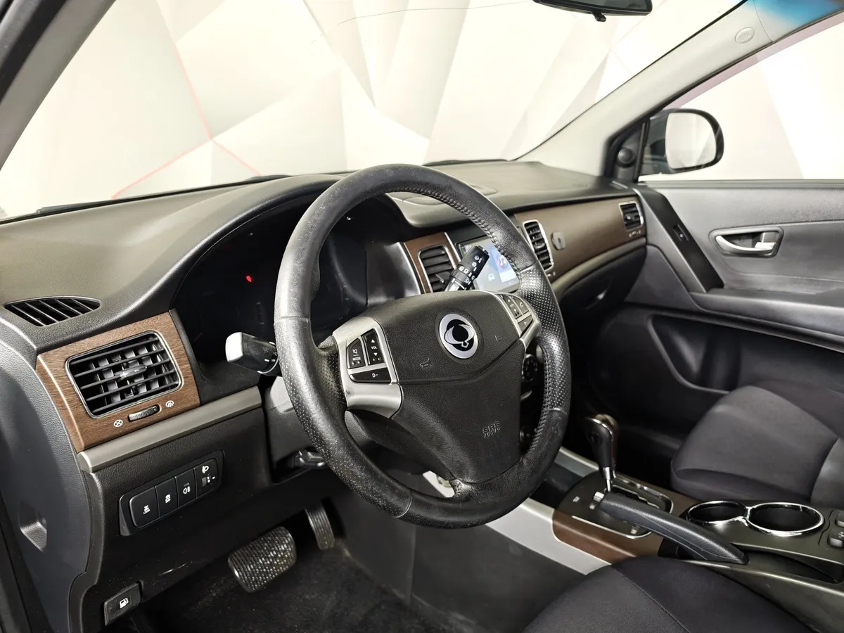 SsangYong Actyon 2.0 AT AWD (149 л.с.) Черный в АВИЛОН. Слайд №18