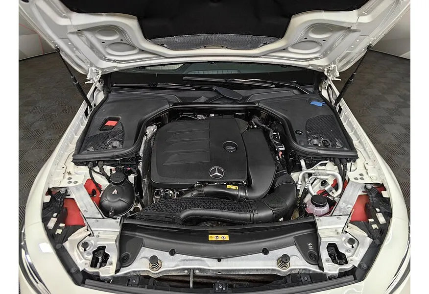 Mercedes-Benz CLS 350 AT 4Matic (299 л.с.) Sport Белый в АВИЛОН. Слайд №11