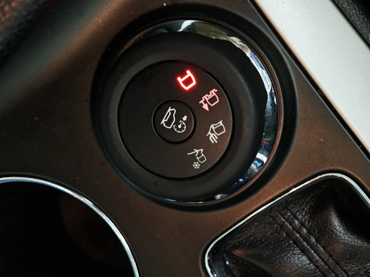 Ford Explorer 3.5 SelectShift 4WD (249 л.с.) Limited (LTD) Черный в АВИЛОН. Слайд №22