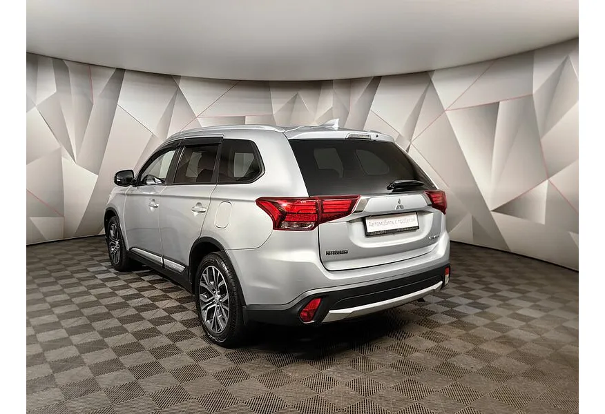 LIVE. Слайд №6