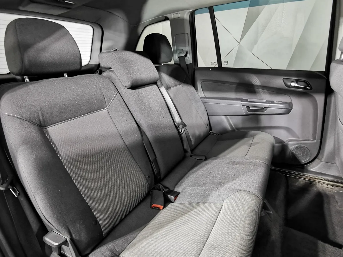 Opel Zafira 1.8 MT (140 л.с.) Серый в АВИЛОН. Слайд №16