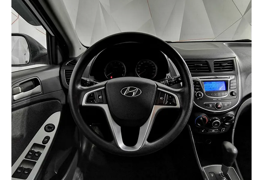 Hyundai Solaris 1.6 AT (123 л.с.) Active Белый в АВИЛОН. Слайд №20 Hyundai Solaris 1.6 AT (123 л.с.) Active Белый в АВИЛОН. Слайд №20