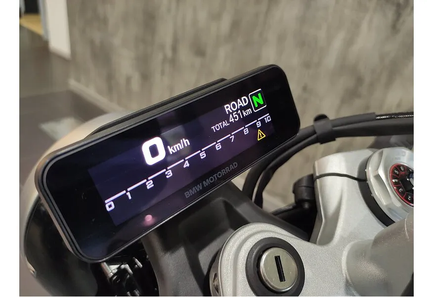 BMW Motorrad R nineT R nineT 1170 см³ (110) 1170 Серый в АВИЛОН. Слайд №6