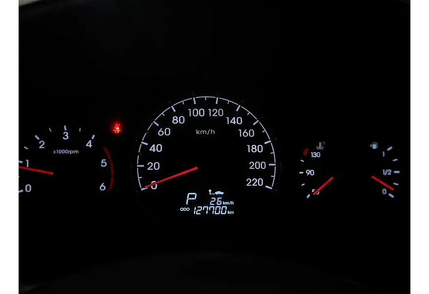 Hyundai H-1 2.5 CRDi AT (170 л.с.) Dynamic Серый в АВИЛОН. Слайд №18