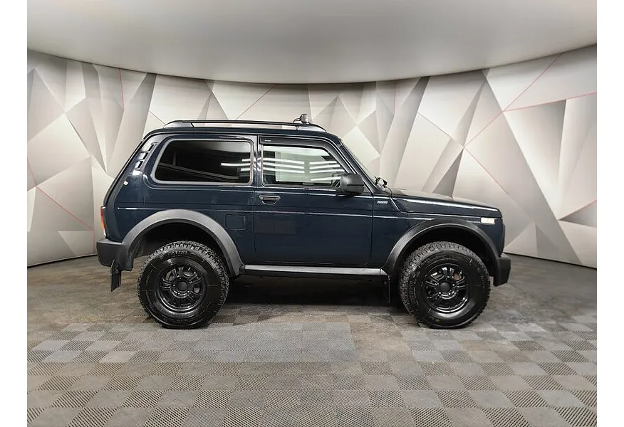 ВАЗ (Lada) 4x4 1.7 MT 8 кл. (Евро-4) (83 л.с.) Зеленый в АВИЛОН. Слайд №6