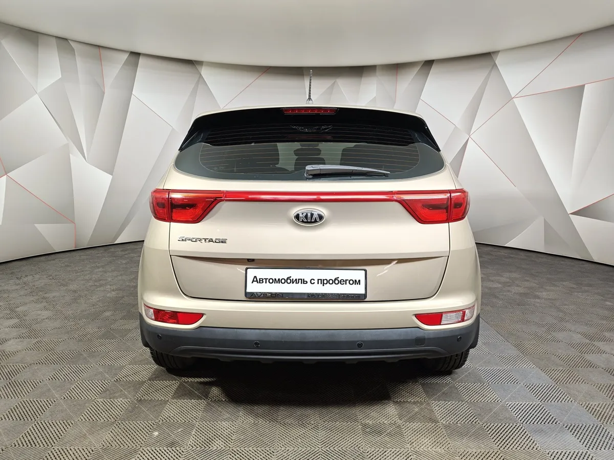 Kia Sportage 2.0 MT (150 л.с.) Classic Коричневый в АВИЛОН. Слайд №8
