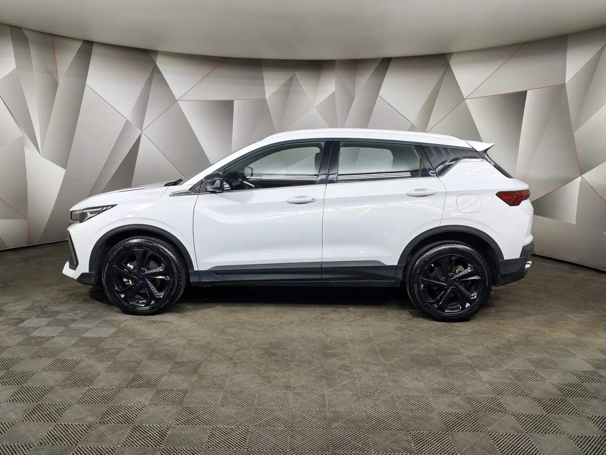 Geely Coolray 1.5T 7DCT 2WD (150 л.с.) Luxury Белый в АВИЛОН. Слайд №4