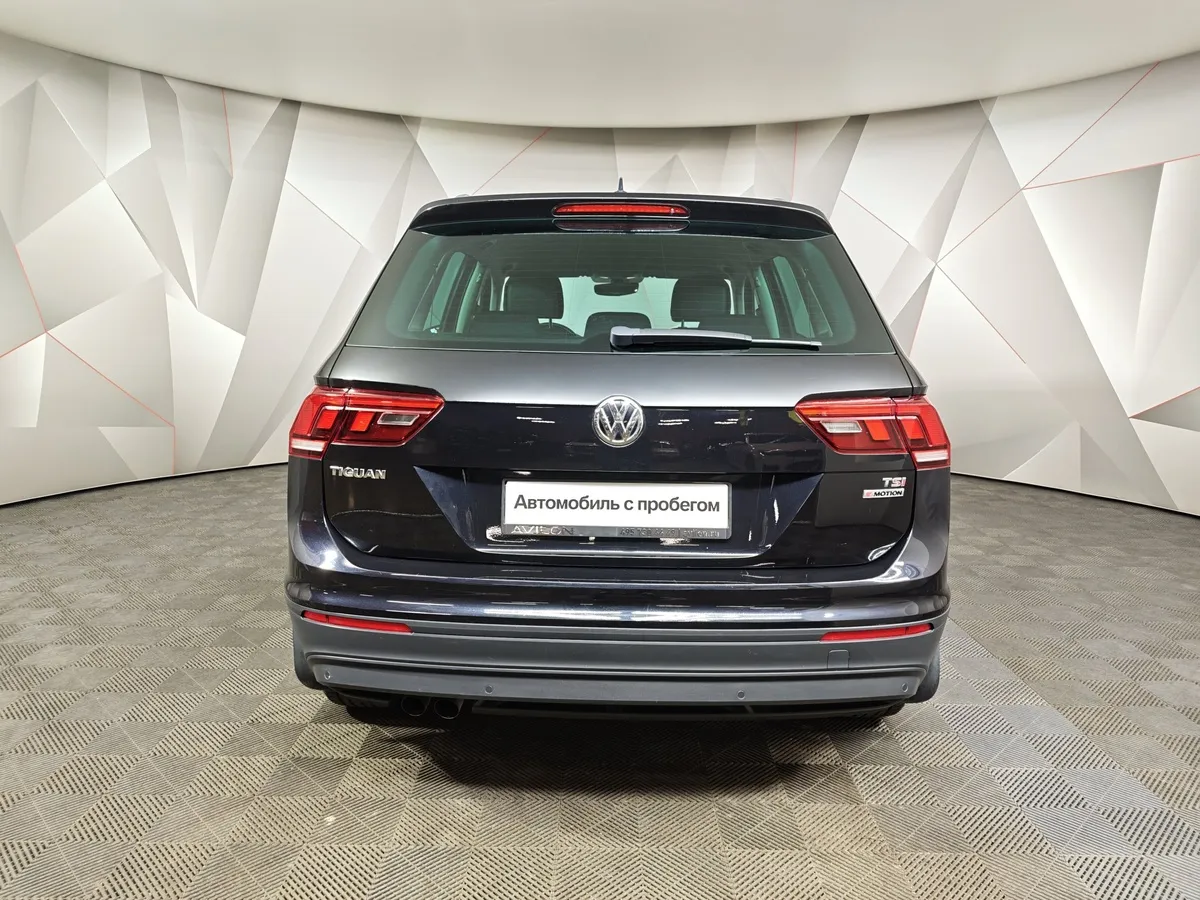 Volkswagen Tiguan 1.4 TSI 4Motion DSG (150 л.с.) Highline Черный в АВИЛОН. Слайд №8