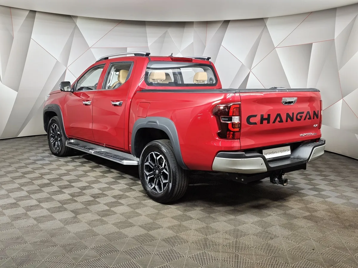 Changan HUNTER PLUS 2.0 AT 4WD (226 л.с.) Luxe Красный в АВИЛОН. Слайд №4