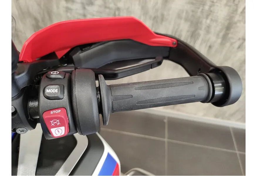 АВИЛОН - BMW Motorrad R 1300 GS Adventure R 1300 GS Adventure 1300 см³ (145) 1300 Синий - slide 8