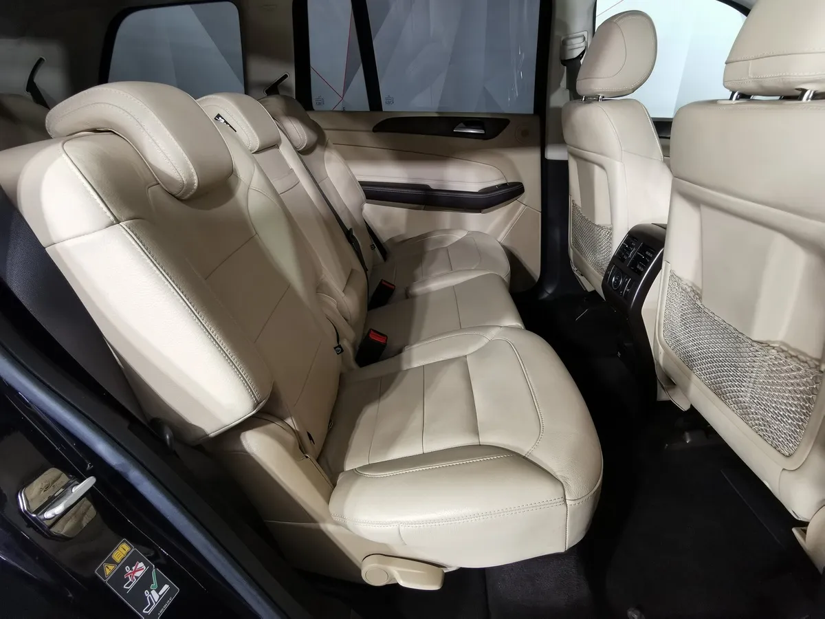Mercedes-Benz GLS 400 4MATIC 9G-TRONIC (333 л.с.) Особая серия Черный в АВИЛОН. Слайд №15