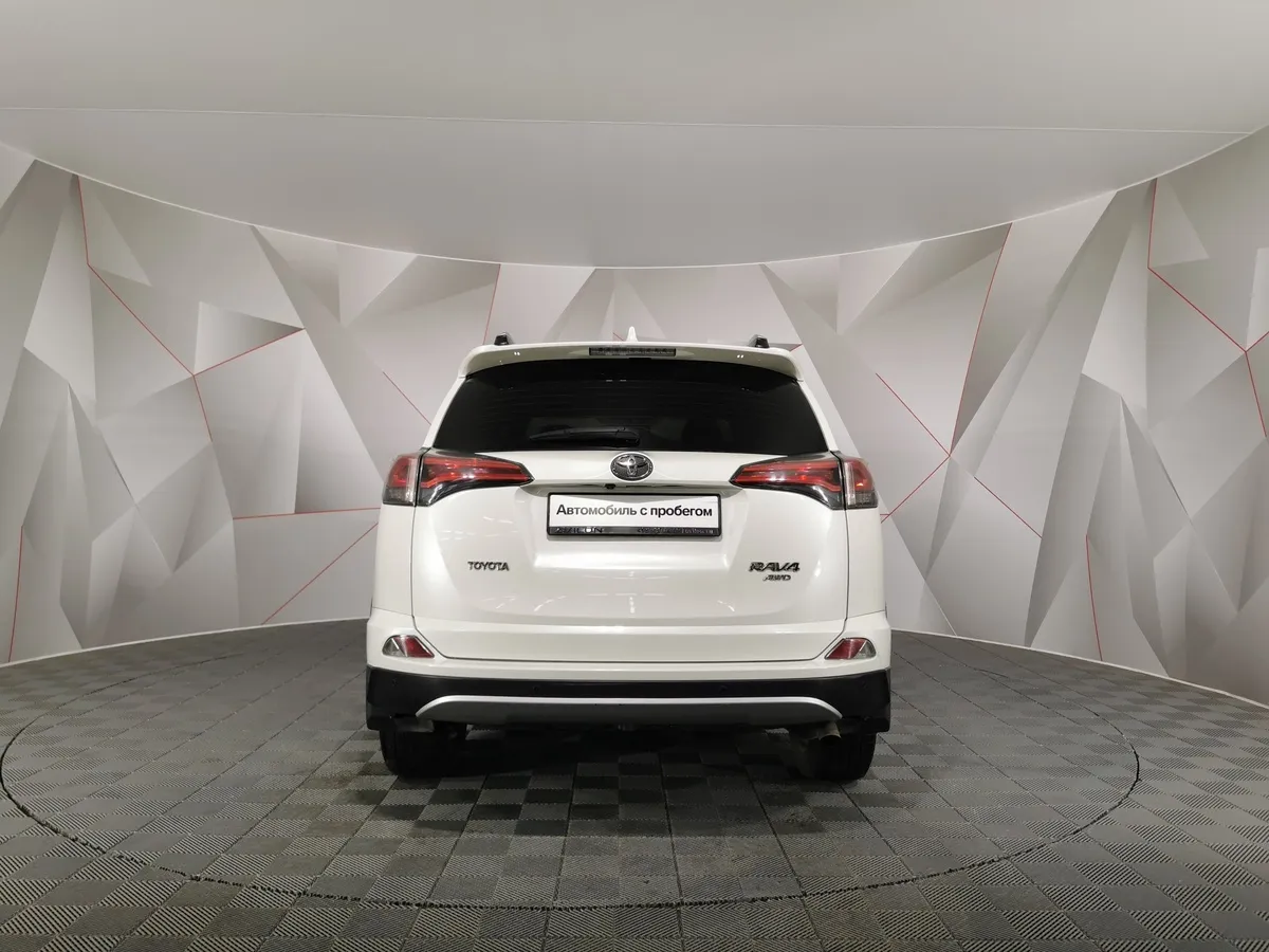 Toyota RAV4 2.0 CVT AWD (146 л.с.) Классик Белый в АВИЛОН. Слайд №8