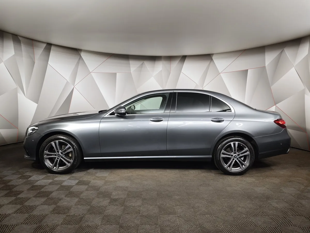 Mercedes-Benz E-Класс E 220 d 4MATIC 9G-TRONIC (194 л.с.) Premium (Локальная сборка) Серый в АВИЛОН. Слайд №5