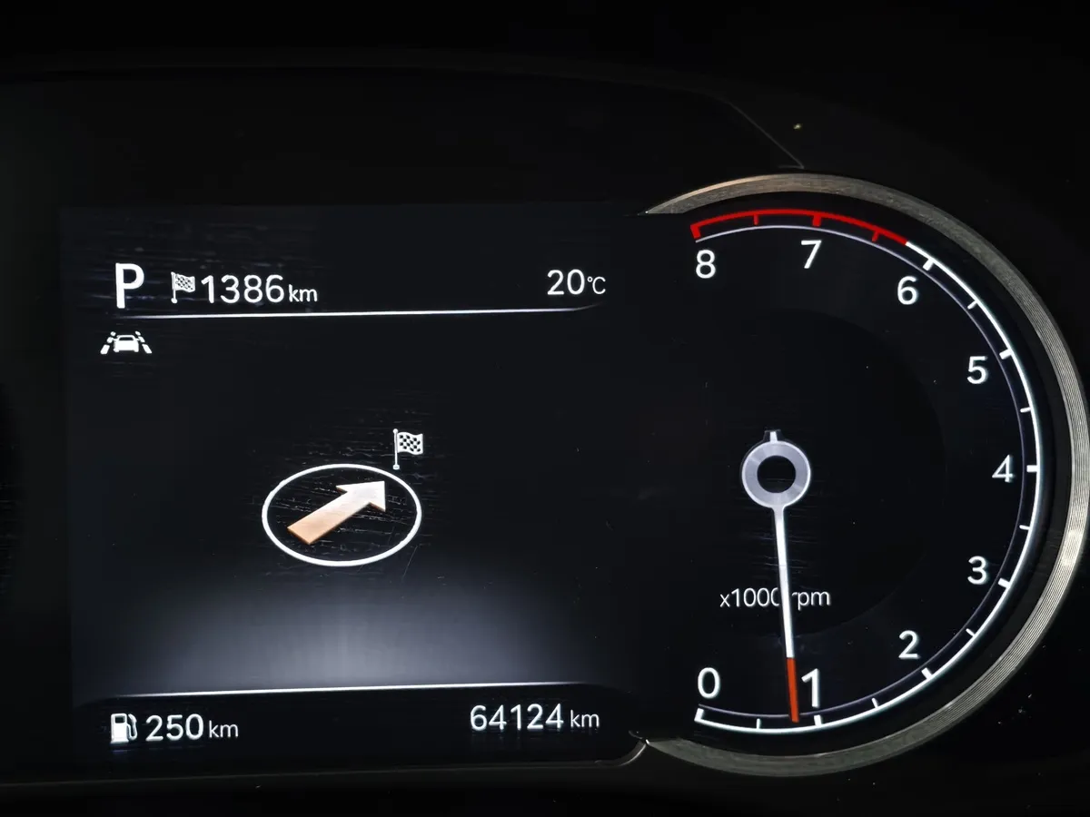 Genesis GV80 2.5 T-GDI 8AT 4WD (249 л.с.) Premium Серый в АВИЛОН. Слайд №17