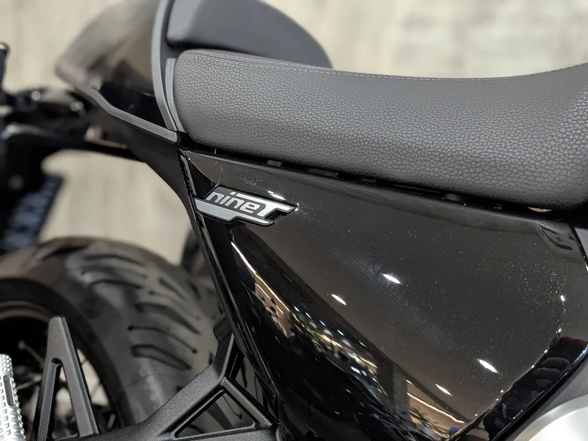 BMW Motorrad R 12 nineT R 12 nineT 1200 см³ 1200 Черный в АВИЛОН. Слайд №9