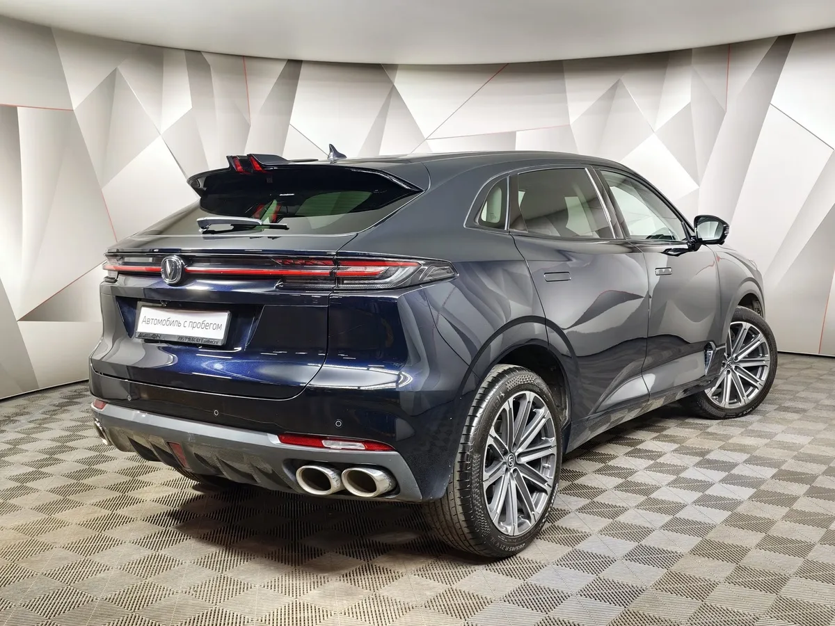 Changan UNI-K 2.0 AT 4WD (226 л.с.) Tech Черный в АВИЛОН. Слайд №2
