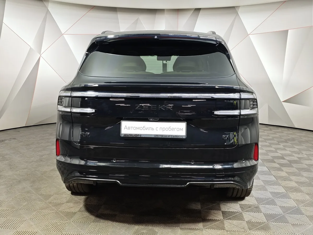 Zeekr 8X 2.0h AT 4WD (898 л.с.) Ultra+ Черный в АВИЛОН. Слайд №8