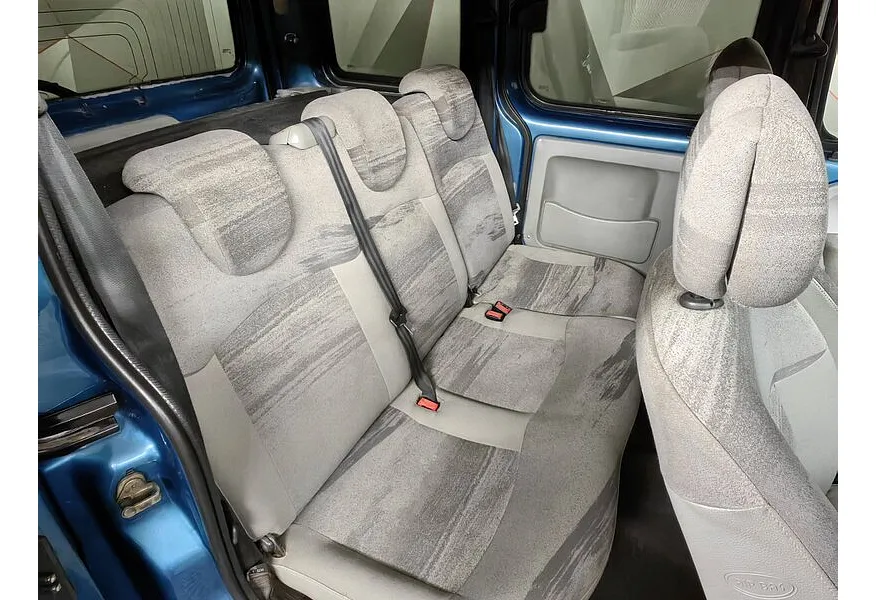 Renault Kangoo 1.5 dCi MT (86 л.с.) Зеленый в АВИЛОН. Слайд №10