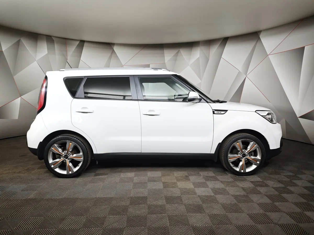 Kia Soul 1.6 AT (124 л.с.) Белый в АВИЛОН. Слайд №6