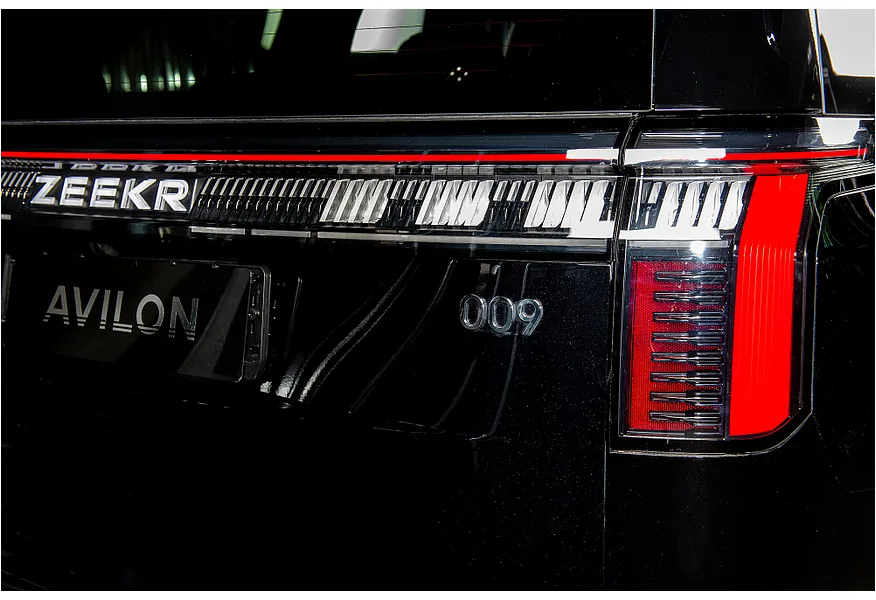 АВИЛОН - Zeekr 009 AT 4WD (544 л.с.) ME Edition Черный - slide 10