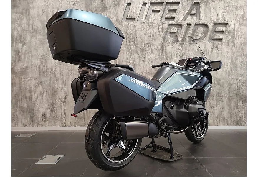 BMW Motorrad R 1300 RT 1300 см³ (145 л.с.) (145) 1300 Зеленый в АВИЛОН. Слайд №6