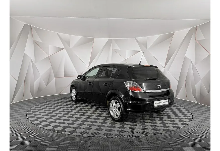 Opel Astra 1.8 AT (140 л.с.) Черный в АВИЛОН. Слайд №4