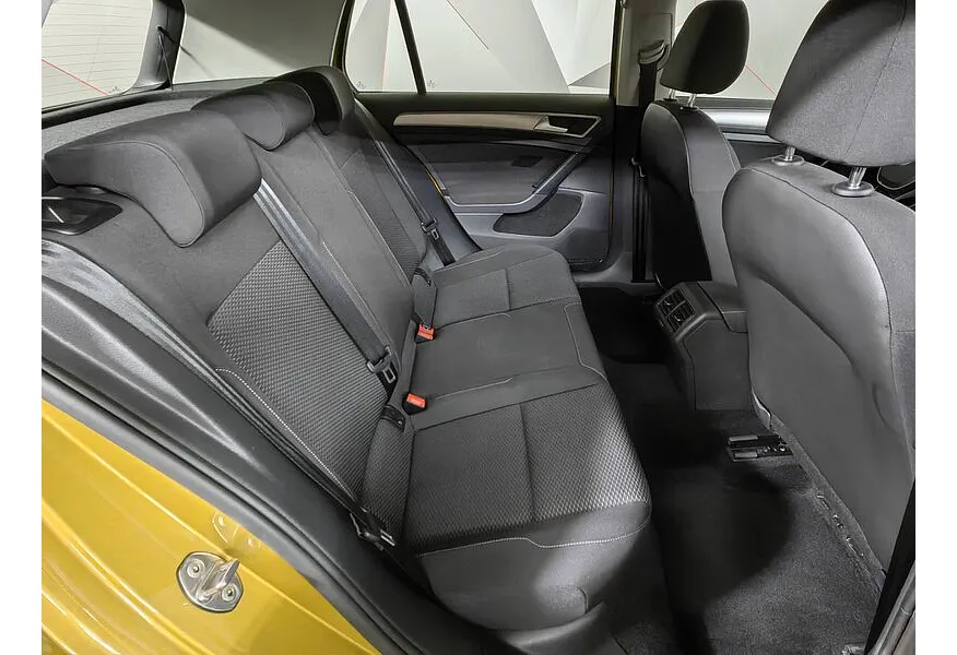 Volkswagen Golf 1.4 TSI DSG (125 л.с.) Comfortline Желтый в АВИЛОН. Слайд №15