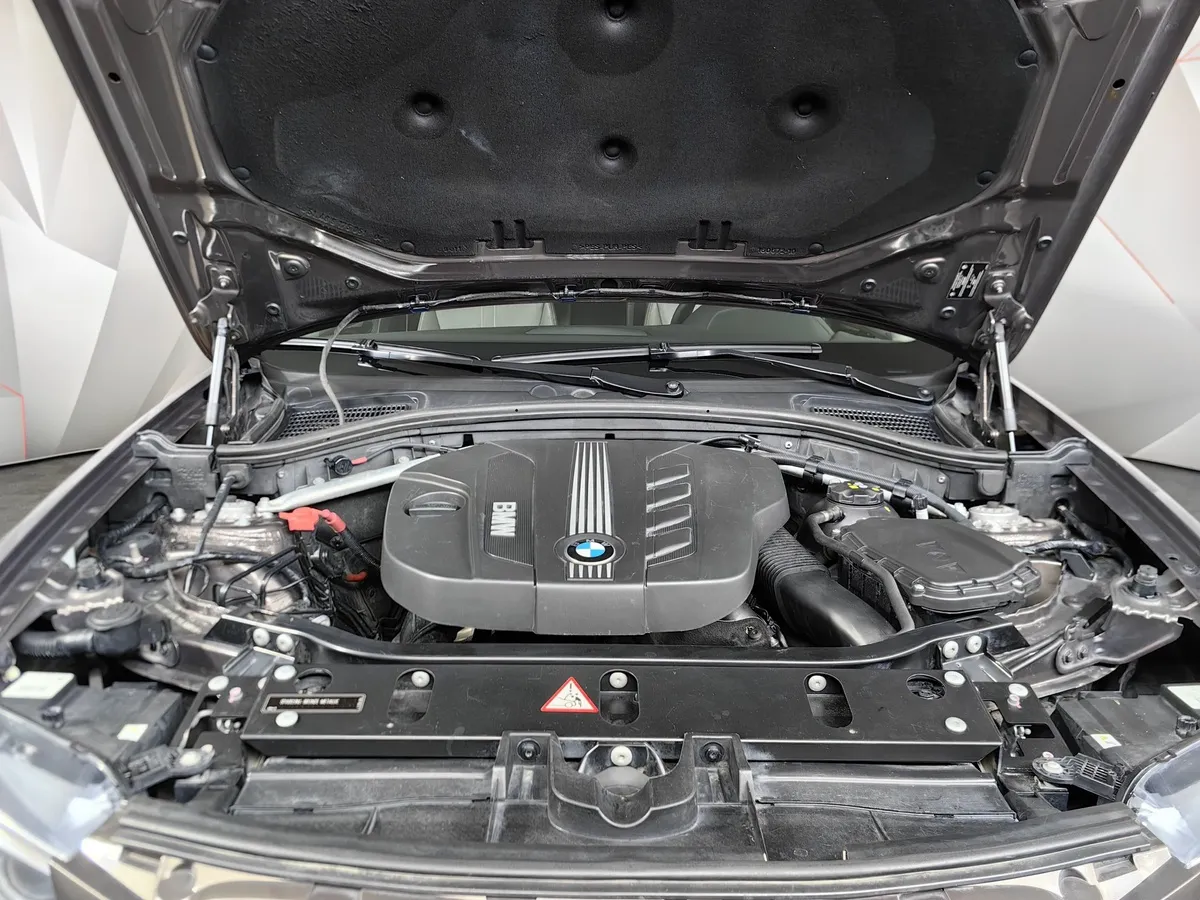 BMW X3 xDrive20d AT (184 л.с.) Base Локальная сборка Коричневый в АВИЛОН. Слайд №10