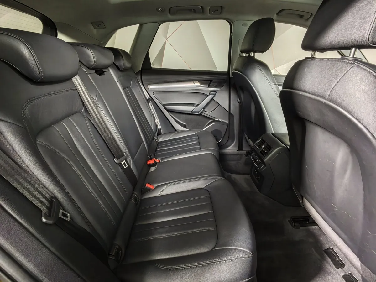 Audi Q5 2.0 TFSI S tronic quattro (249 л.с.) Черный в АВИЛОН. Слайд №16