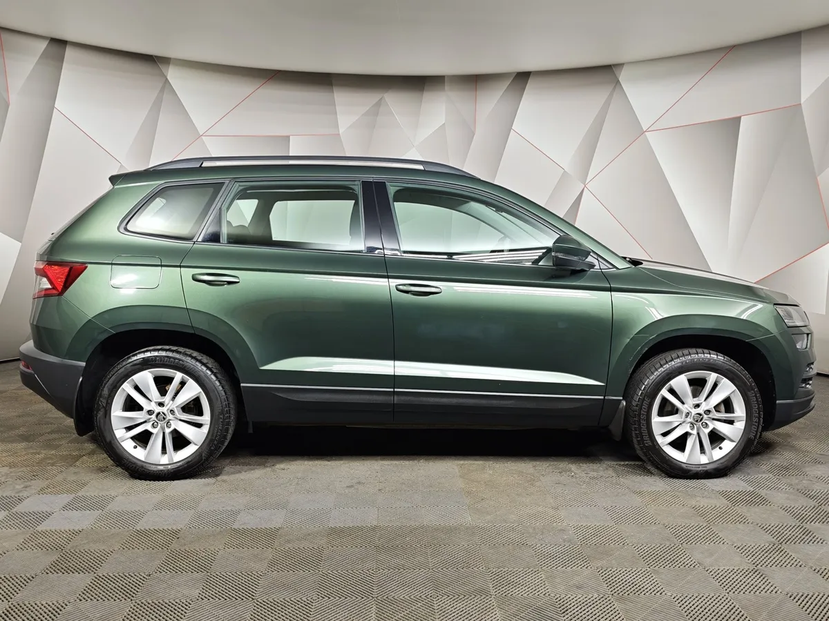Skoda Karoq 1.4 AT FWD (150 л.с.) Ambition Зеленый в АВИЛОН. Слайд №6