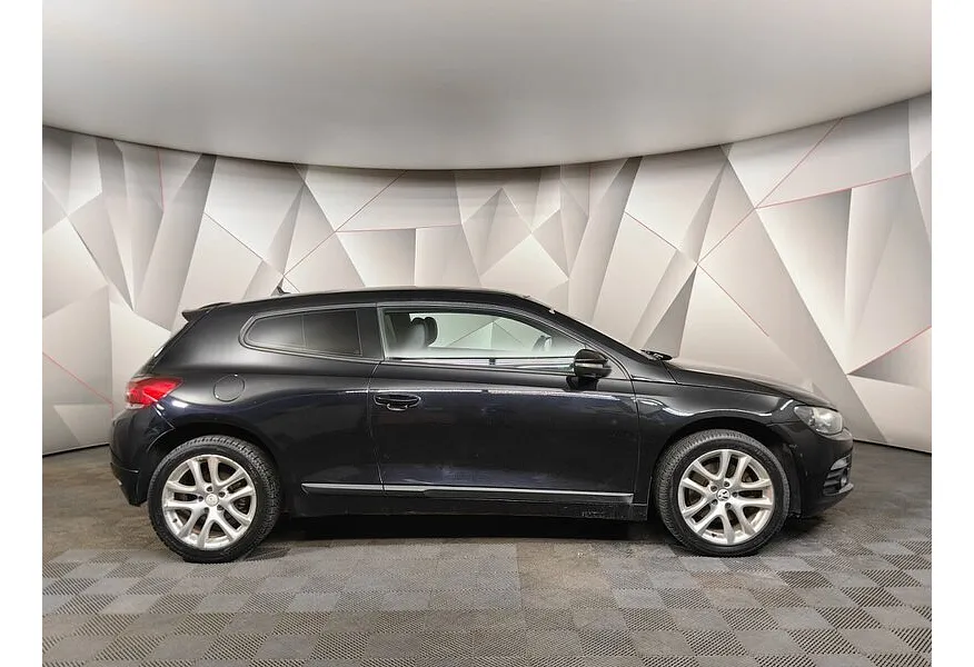 Volkswagen Scirocco 2.0 TSI DSG (210 л.с.) Черный в АВИЛОН. Слайд №6 Volkswagen Scirocco 2.0 TSI DSG (210 л.с.) Черный в АВИЛОН. Слайд №6