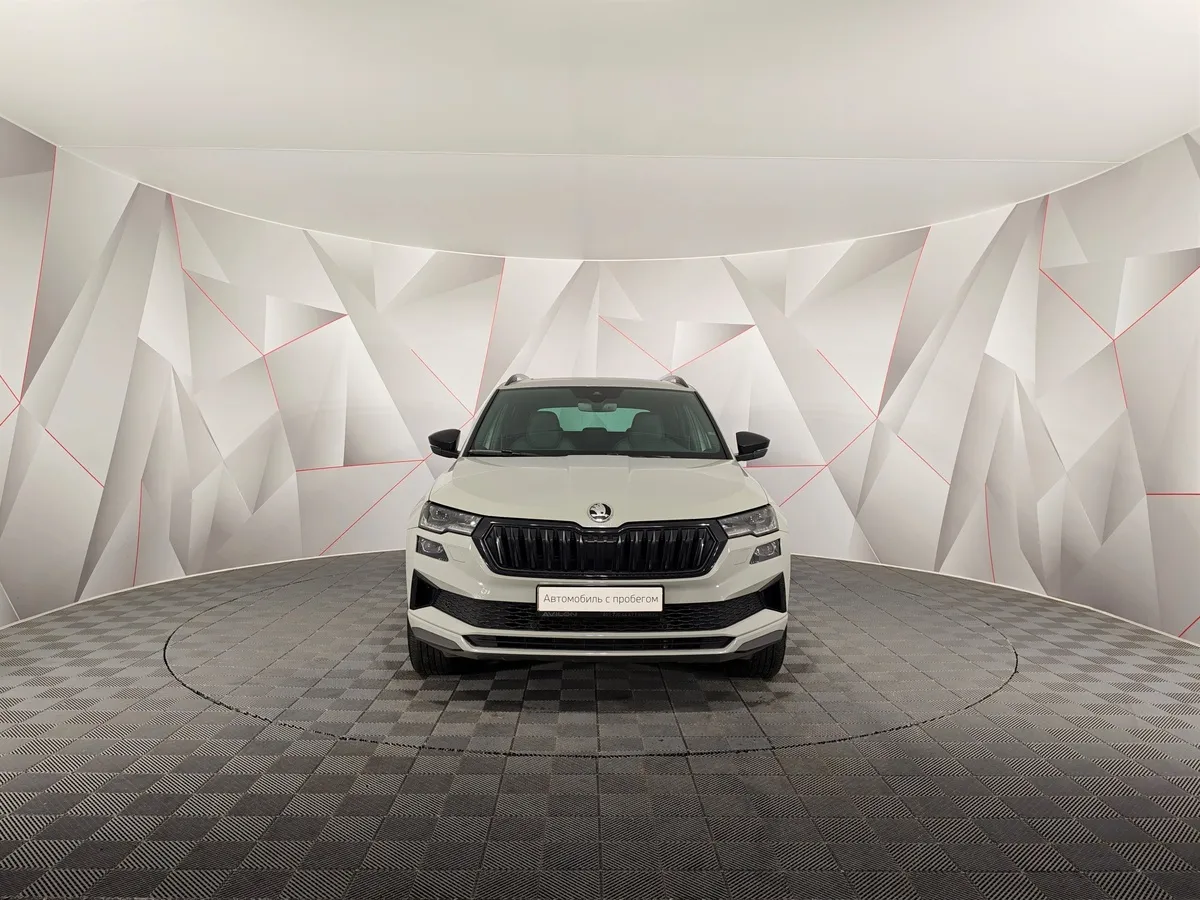 Skoda Karoq 2.0 AMT AWD (190 л.с.) SportLine 4х4 Серый в АВИЛОН. Слайд №7
