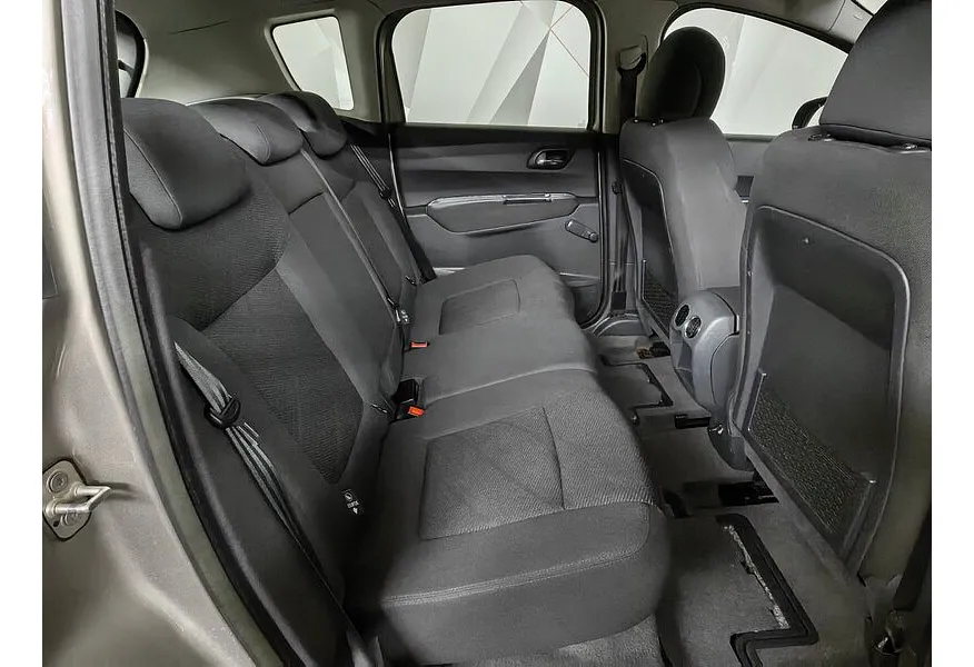 АВИЛОН - Peugeot 3008 1.6 e-HDi ETG (115 л.с.) Бежевый - slide 13