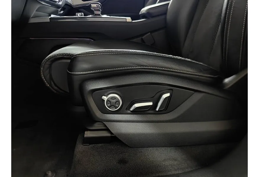 Audi Q7 3.0 TDI Tiptronic quattro (249 л.с.) Белый в АВИЛОН. Слайд №21