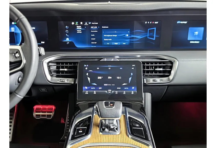 Hongqi E-HS9 AT 4WD (422 л.с.) Бизнес Черный в АВИЛОН. Слайд №13