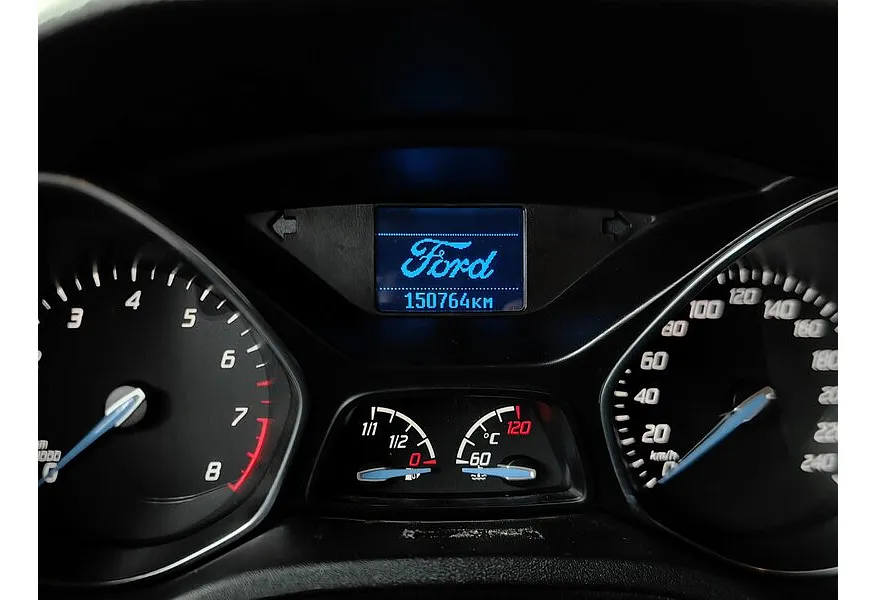 Ford Focus 1.6 Ti-VCT PowerShift (125 л.с.) Trend Красный в АВИЛОН. Слайд №18 Ford Focus 1.6 Ti-VCT PowerShift (125 л.с.) Trend Красный в АВИЛОН. Слайд №18
