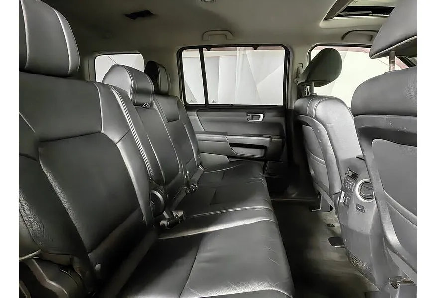 Honda Pilot 3.5 AT 4WD (249 л.с.) Серебристый в АВИЛОН. Слайд №16