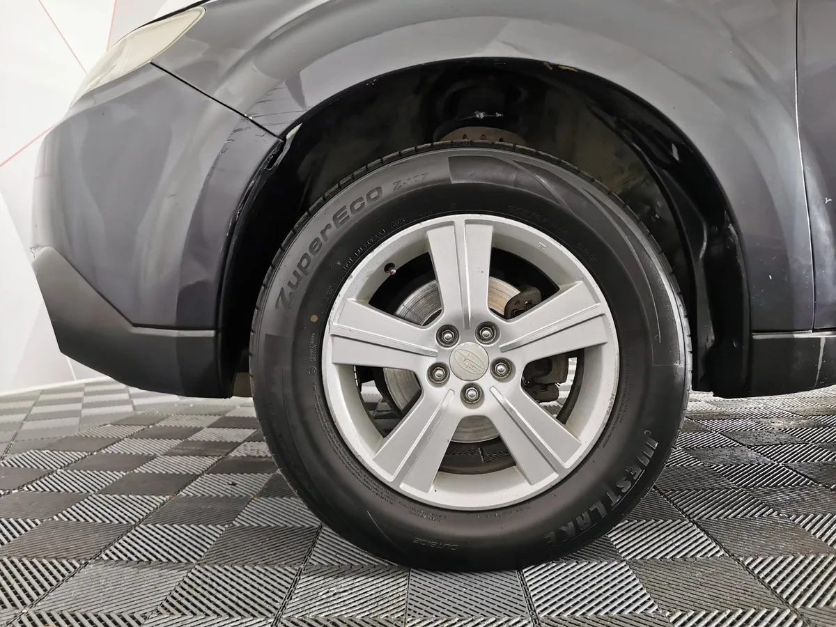 Subaru Forester 2.0X E-AT (150 л.с.) Серый в АВИЛОН. Слайд №9