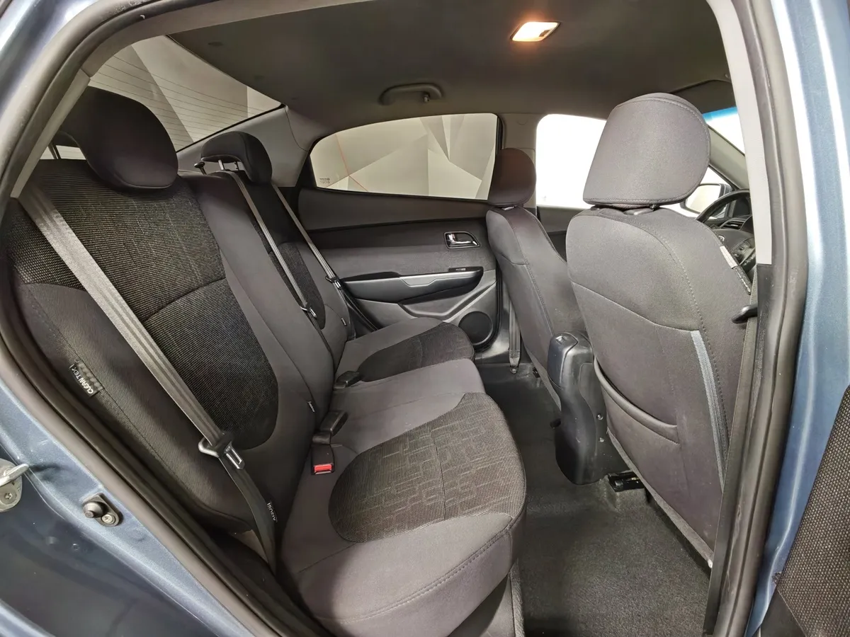 Kia Rio 1.6 AT (123 л.с.) Голубой в АВИЛОН. Слайд №16