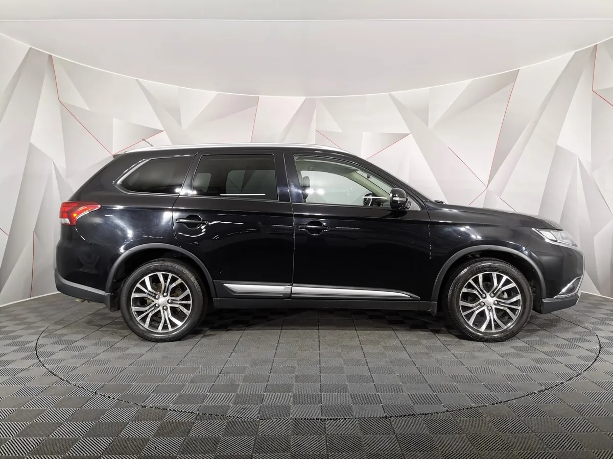 Mitsubishi Outlander 2.0 MIVEC CVT 4WD (146 л.с.) Invite Черный в АВИЛОН. Слайд №6