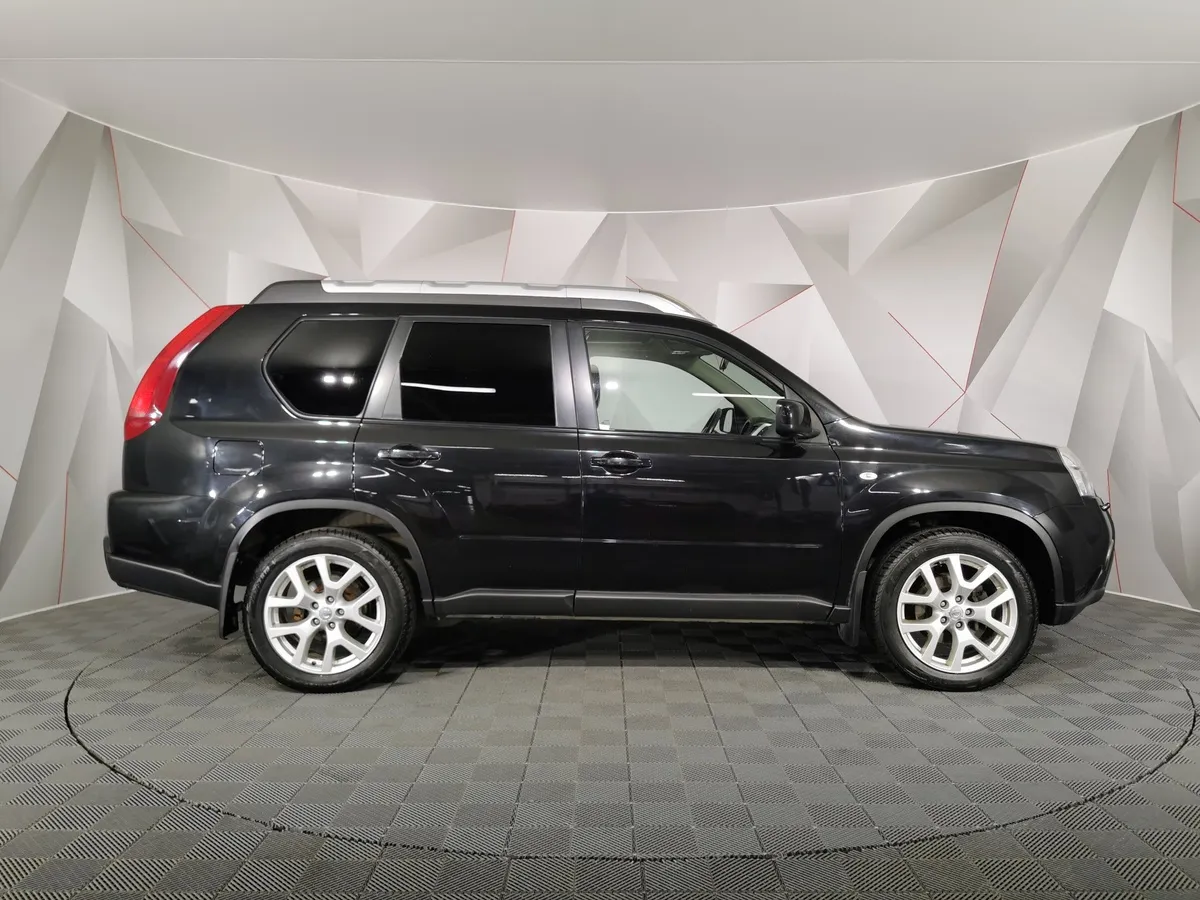 Nissan X-Trail 2.0 CVT AWD (141 л.с.) Черный в АВИЛОН. Слайд №6