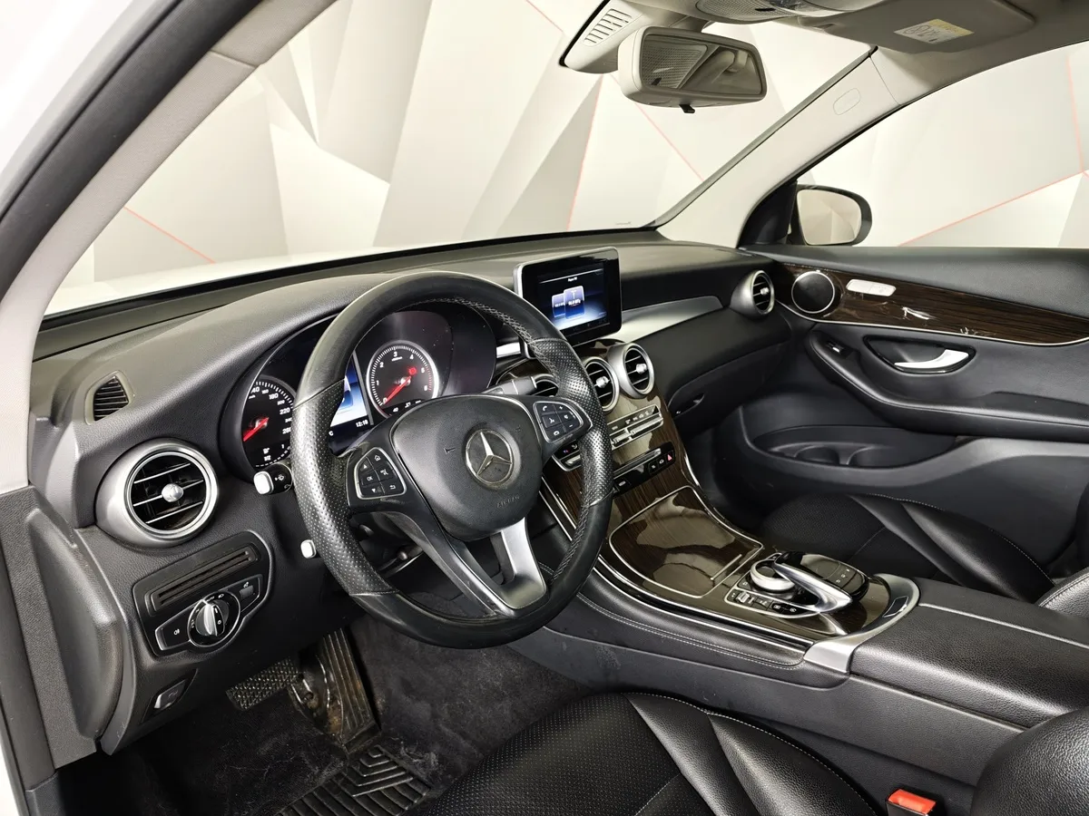 Mercedes-Benz GLC 220 d 9G-TRONIC 4MATIC (170 л.с.) Особая серия Белый в АВИЛОН. Слайд №18