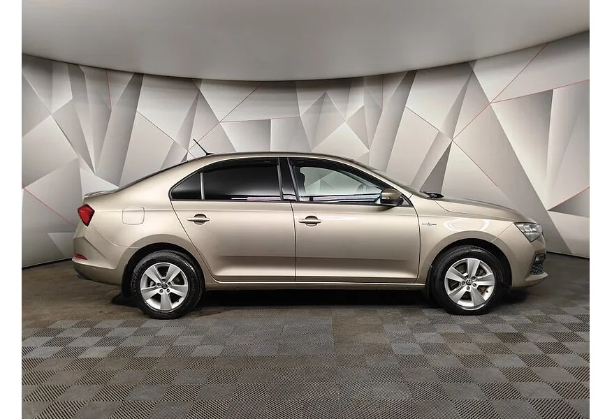 АВИЛОН - Skoda Rapid 1.6 AT (110 л.с.) Коричневый - slide 3