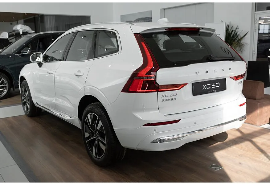 Volvo XC60 2.0 AT AWD (264 л.с.) Luxury Edition Белый в АВИЛОН. Слайд №5