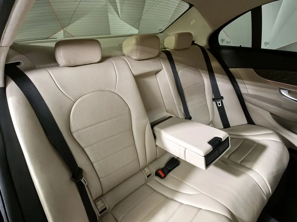 Mercedes-Benz C-Класс C 200 4Matic 9G-Tronic (184 л.с.) Особая серия Синий в АВИЛОН. Слайд №17