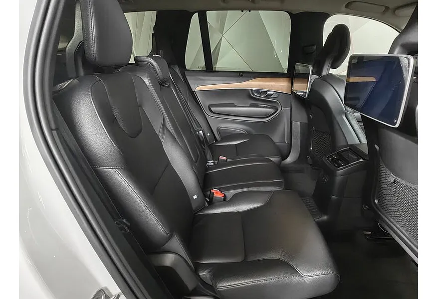 Volvo XC90 2.0 T5 Drive-E AT AWD (7 мест) (249 л.с.) Momentum Белый в АВИЛОН. Слайд №14