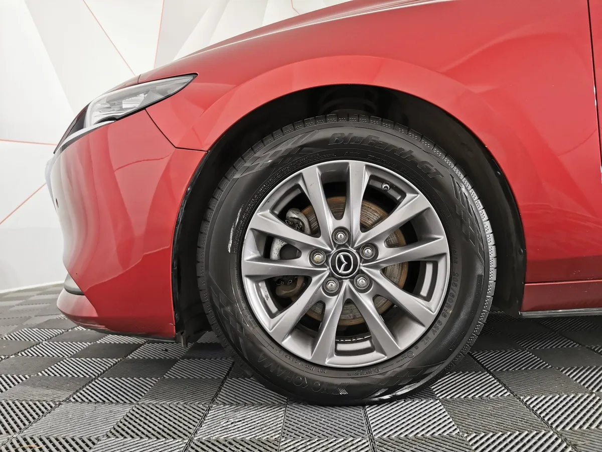 Mazda 3 1.5 AT (120 л.с.) Красный в АВИЛОН. Слайд №9