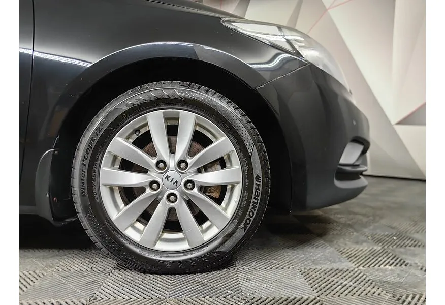 Kia Cerato 1.6 AT (130 л.с.) Черный в АВИЛОН. Слайд №9